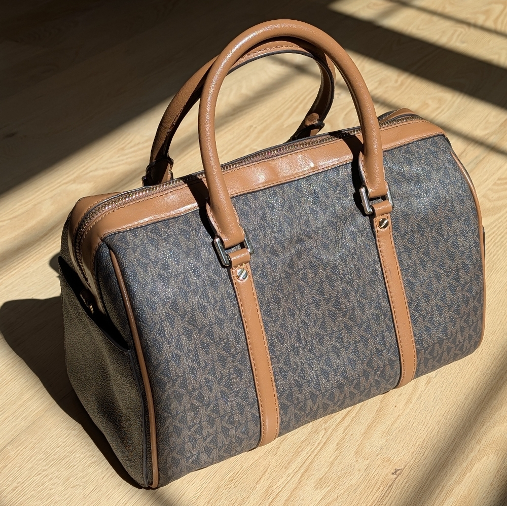 Michael Kors Brown and Tan Bedford Duffel Satchel Bag - Picture 2 of 16